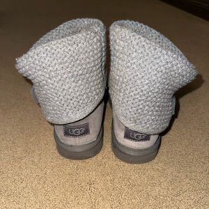 UGG Shaina Boot (Charcoal color)